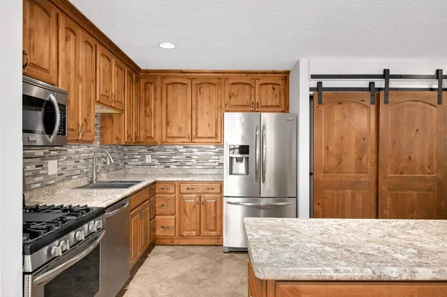 $314,900 | 337 Van Buren Avenue North, Hopkins, MN 55343