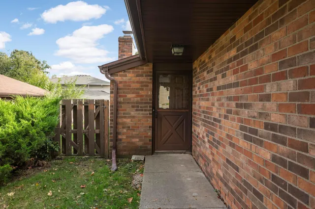 $314,900 | 337 Van Buren Avenue North, Hopkins, MN 55343