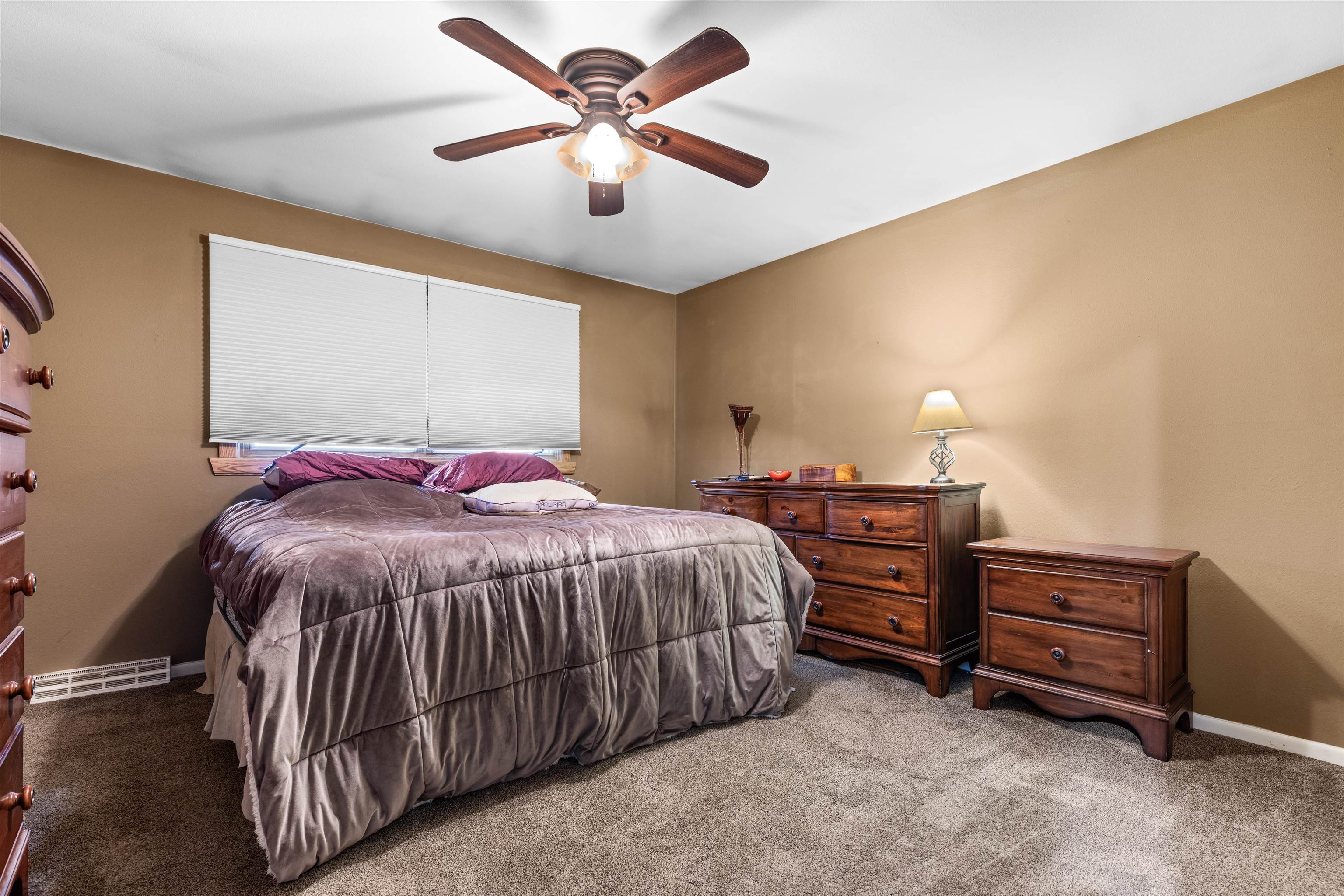 1692 Ben Franklin Road Rockford, IL 61108 - Photo 9 of 32