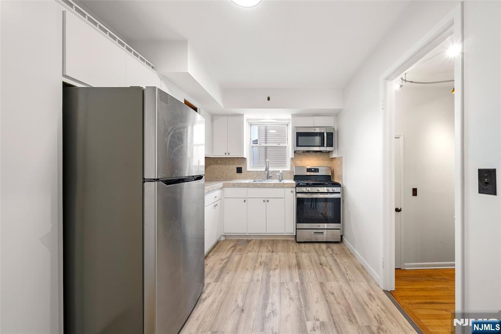 209 8th Street Fairview, NJ 07022 - Photo 23 of 38