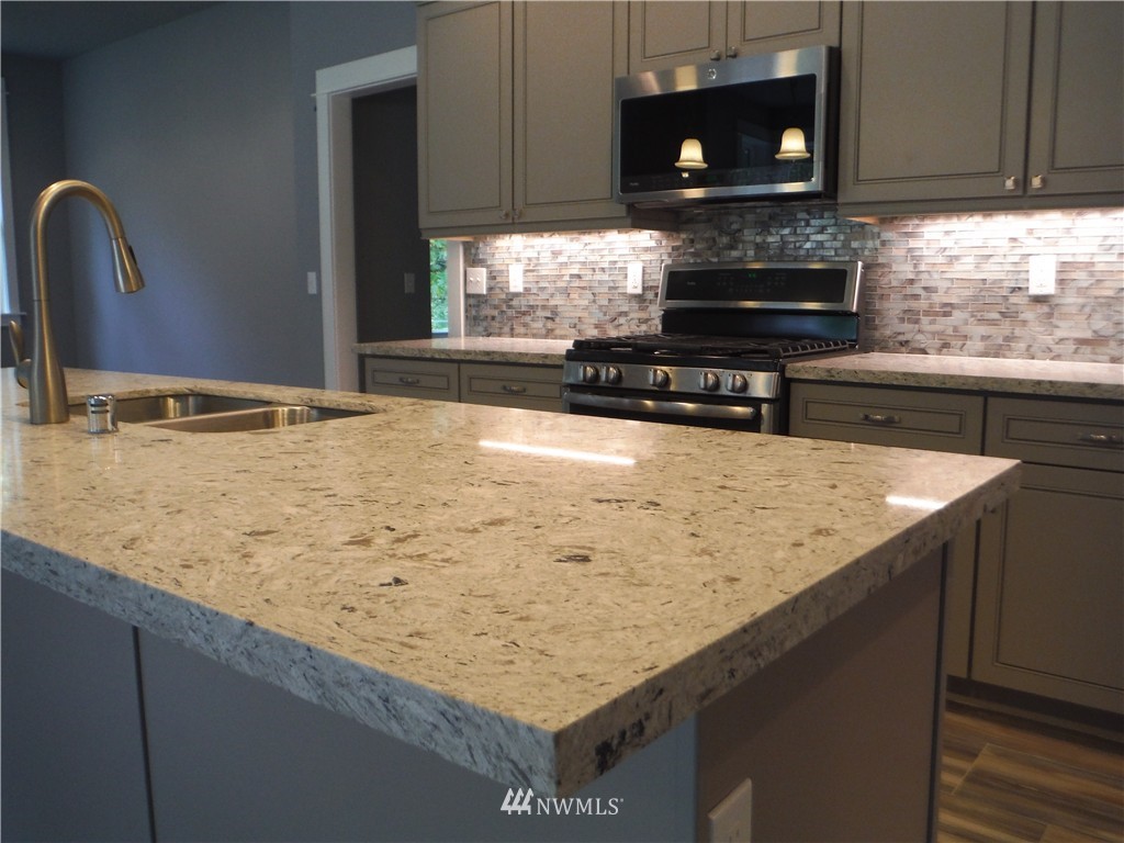 4547 Southeast Nelson Road Olalla, WA 98359 - Photo 12 of 22 Gallery Image 12