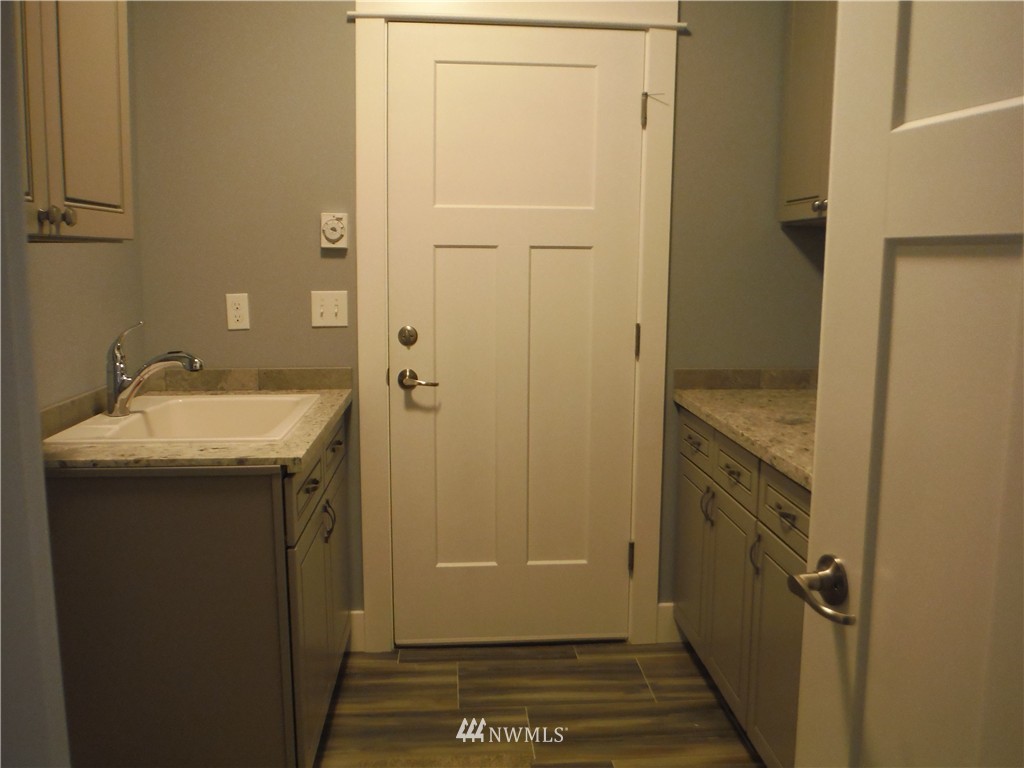 4547 Southeast Nelson Road Olalla, WA 98359 - Photo 19 of 22 Gallery Image 19