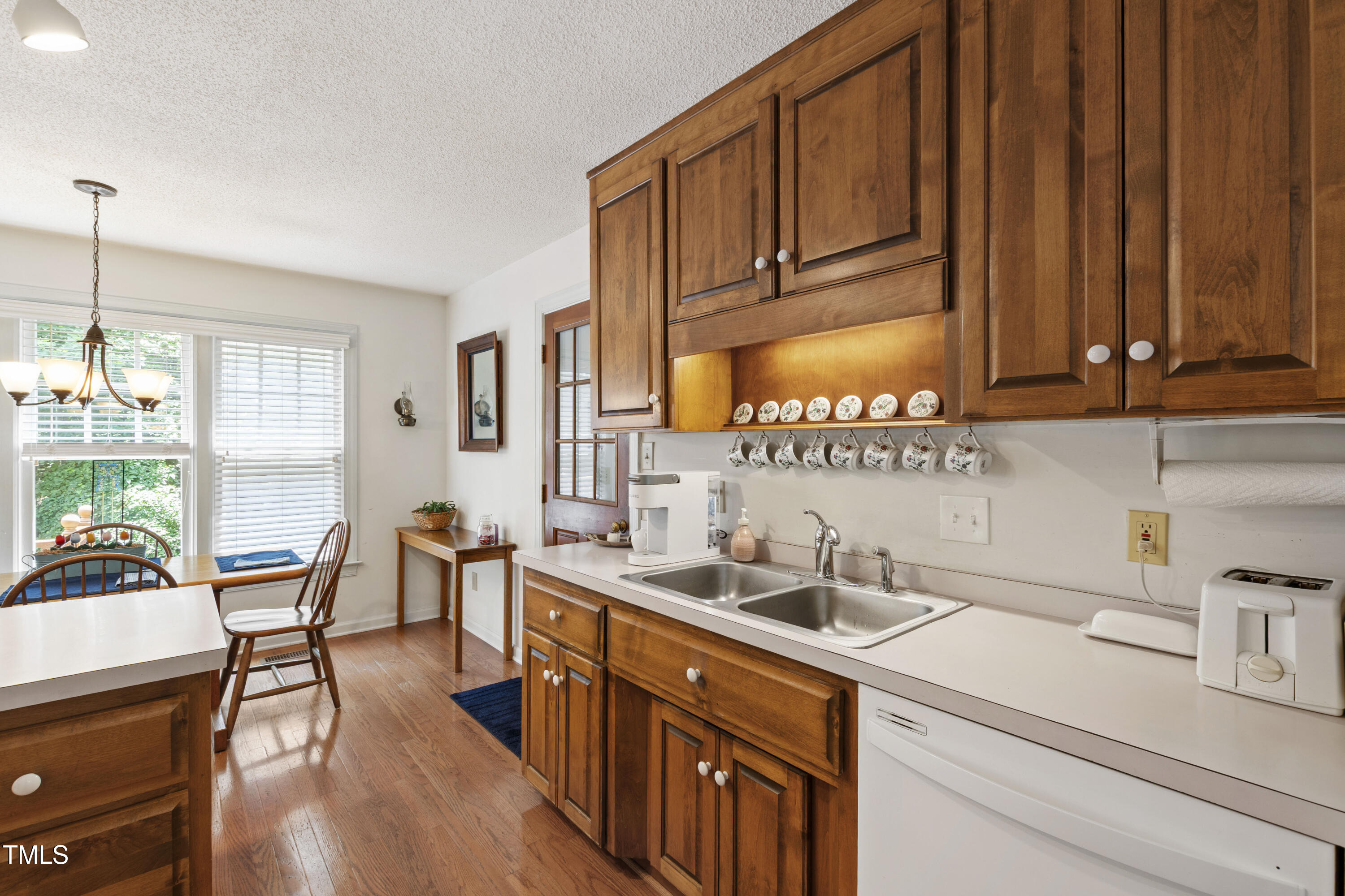 6716 Rainwater Road Raleigh, NC 27615 - Photo 14 of 46 14 Rainwater (14)