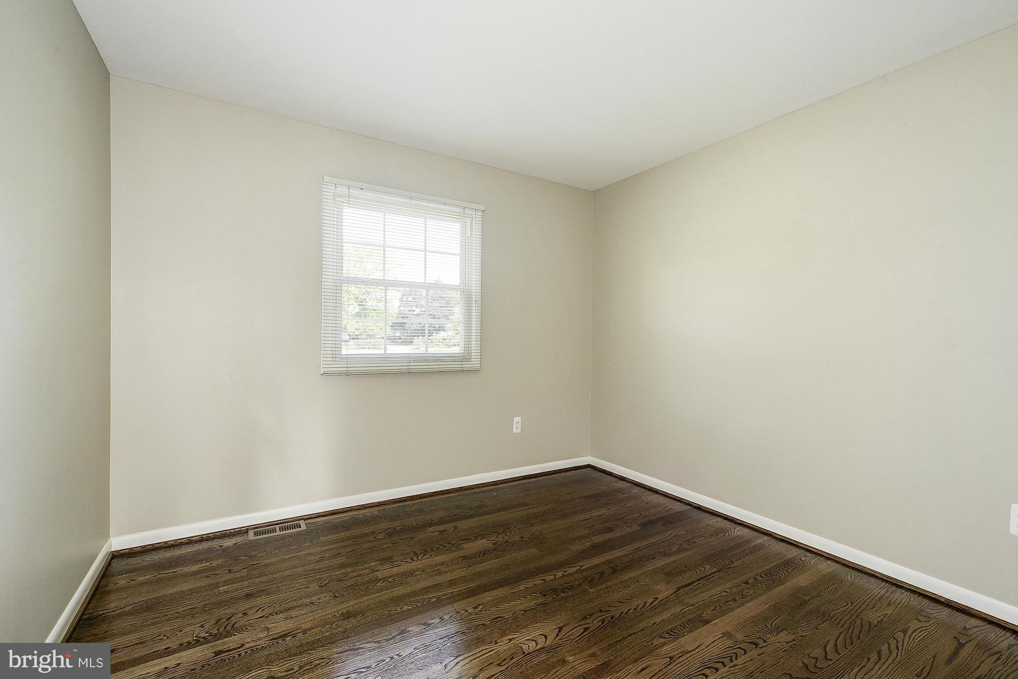 2709 Riva Road Annapolis, MD 21401 - Photo 19 of 30 Bedroom 2
