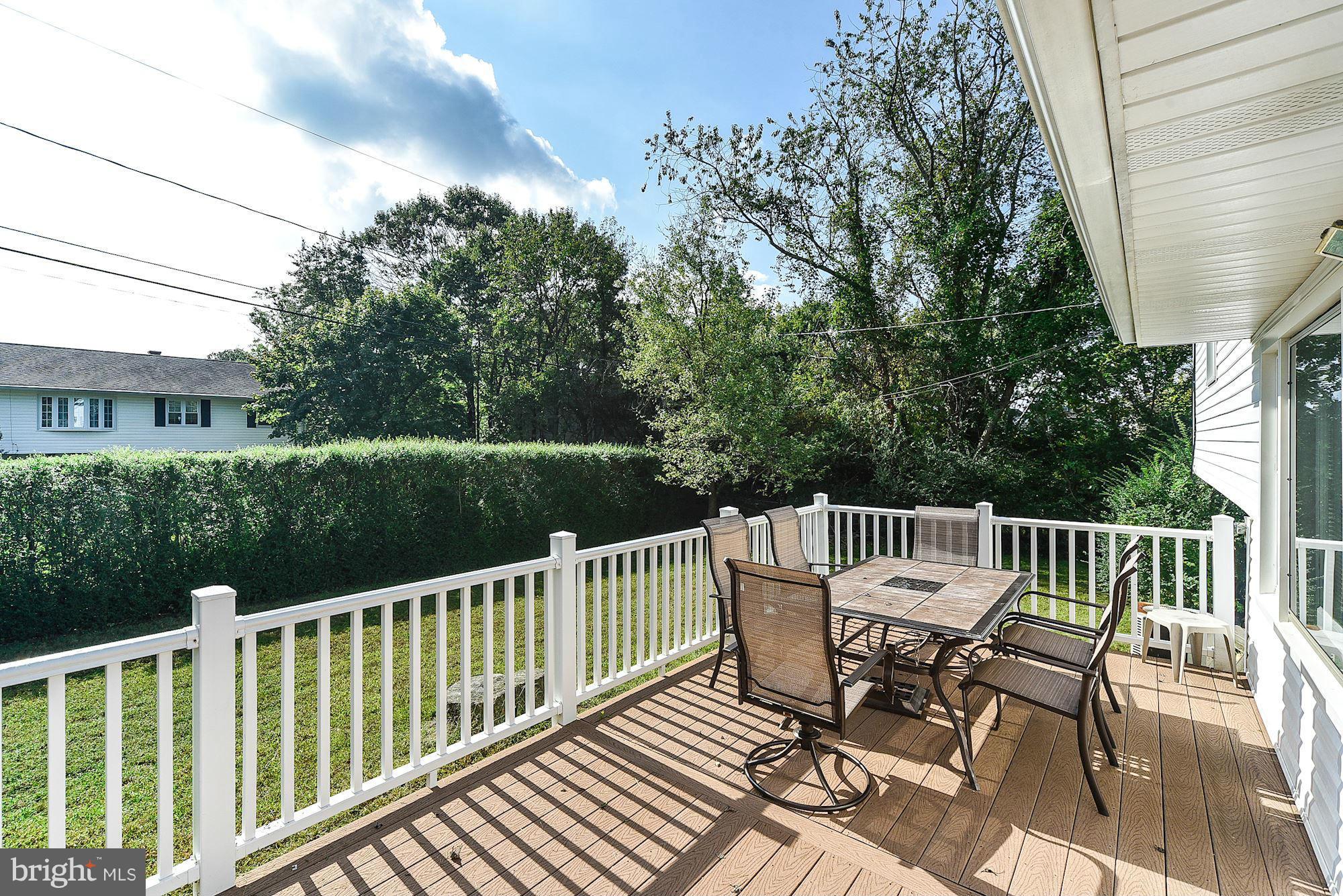 2709 Riva Road Annapolis, MD 21401 - Photo 26 of 30 Large, Private Rear Yard