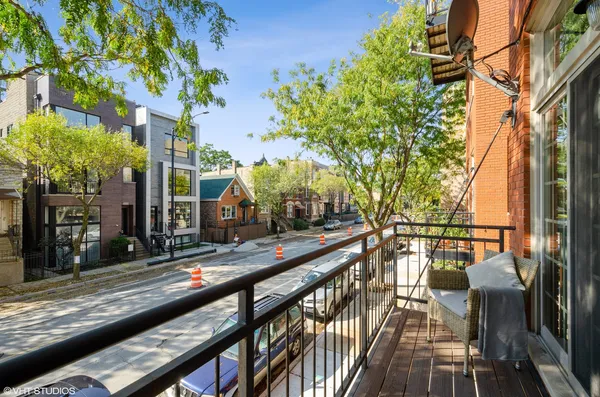 $699,000 | 2222 West Armitage Avenue, Unit 2E, Chicago, IL 60647