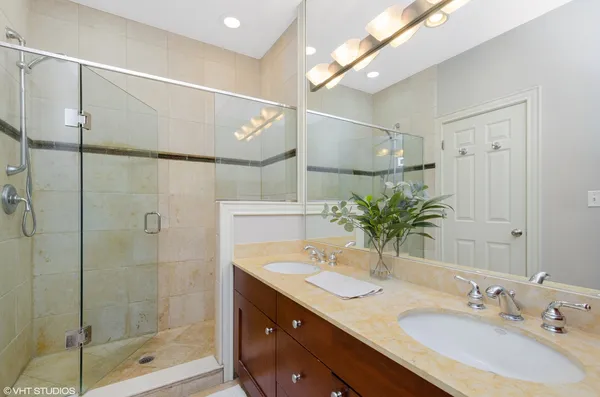 $699,000 | 2222 West Armitage Avenue, Unit 2E, Chicago, IL 60647