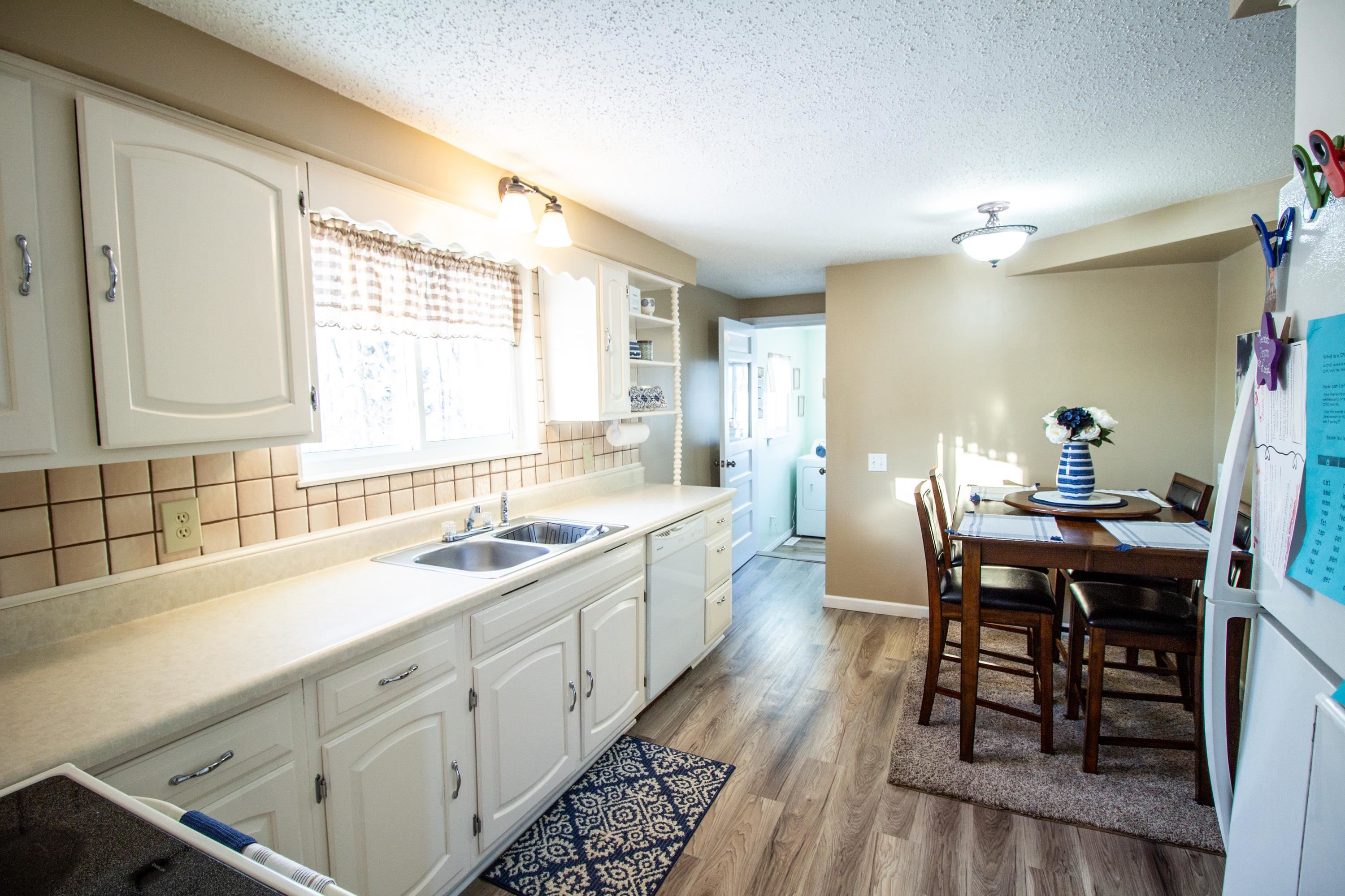 18110 Lincoln Road New Lothrop, MI 48460 - Photo 2 of 28