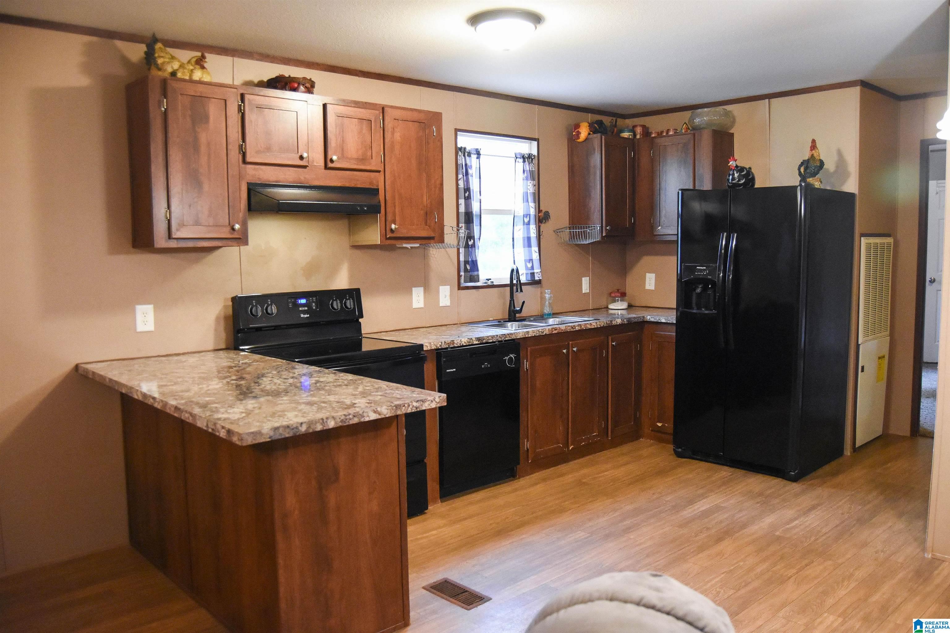 922 Brannen Road Sylacauga, AL 35150 - Photo 9 of 35