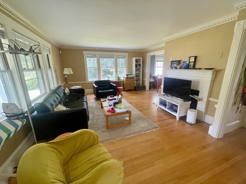 273 Main Street Wayland, MA 01778 - Photo 10 of 33