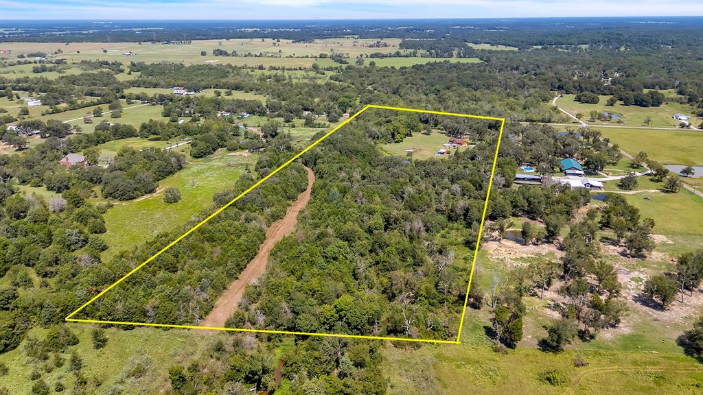 899 Fcr, Unit 930 Teague, TX 75860 - Photo 22 of 28 view of city and mountain view