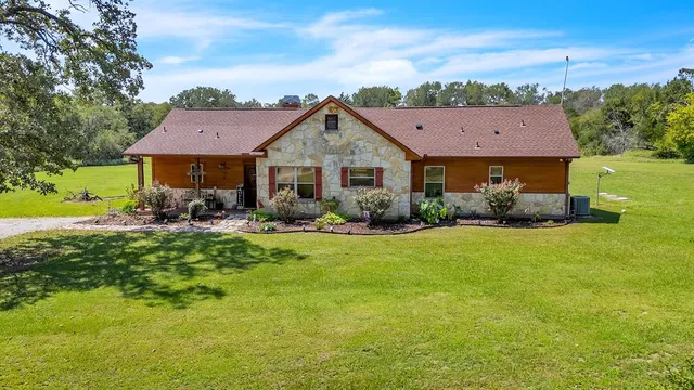 $569,900 | 899 Fcr, Unit 930, Teague, TX 75860