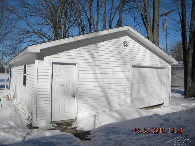6200 Trinklein Road Saginaw, MI 48609 - Photo 11 of 12 31229921-10.JPG