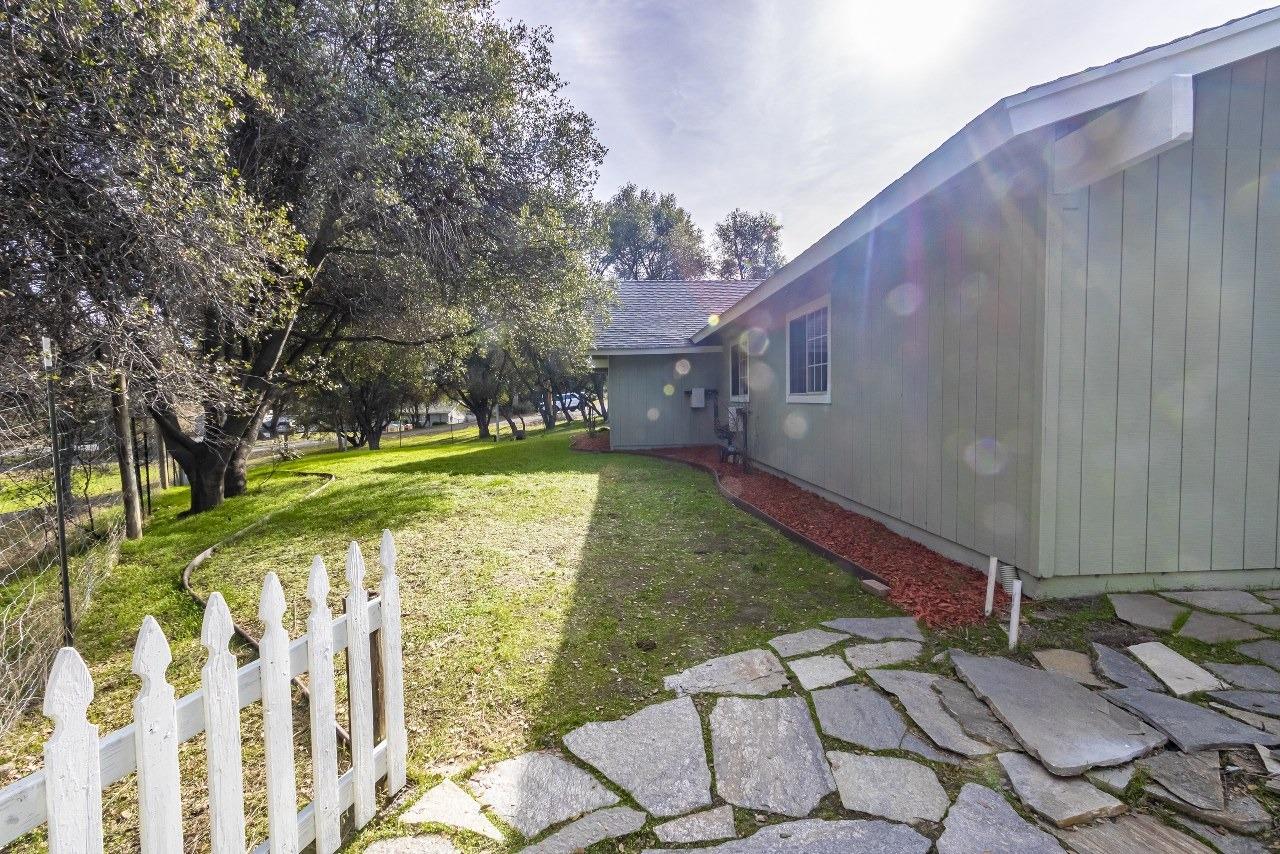 46065 Spring Trail Coarsegold, CA 93614 - Photo 27 of 35 Gallery Image 27
