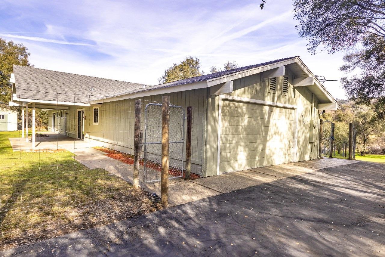 46065 Spring Trail Coarsegold, CA 93614 - Photo 33 of 35 Gallery Image 33