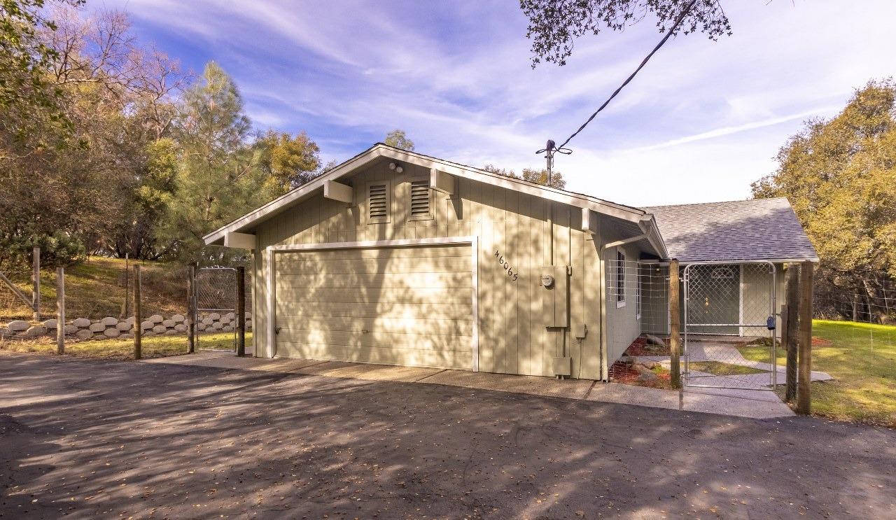 46065 Spring Trail Coarsegold, CA 93614 - Photo 34 of 35 Gallery Image 34
