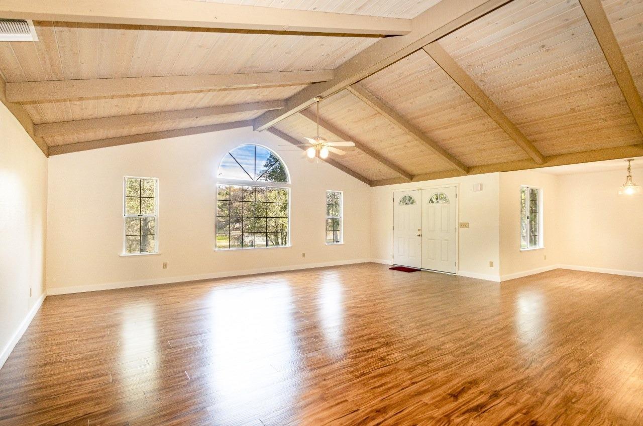 46065 Spring Trail Coarsegold, CA 93614 - Photo 6 of 35 Gallery Image 6