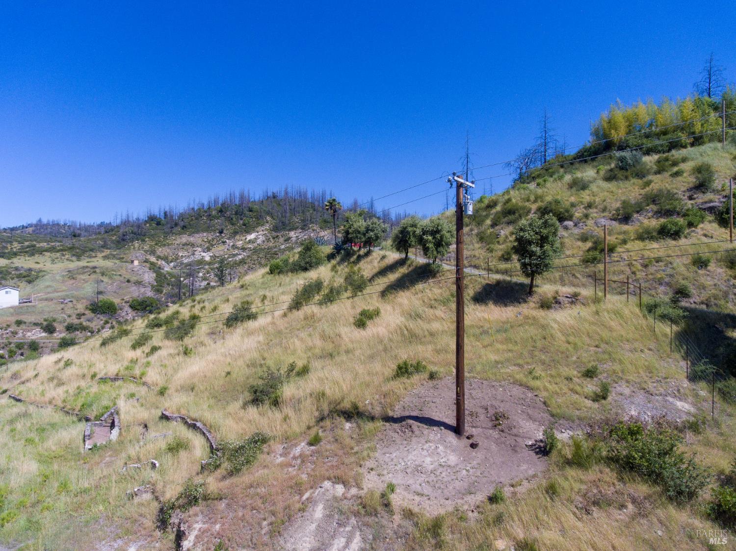 8300-8250 St Helena Road Santa Rosa, CA 95404 - Photo 21 of 26 a view of a road with a mountain view