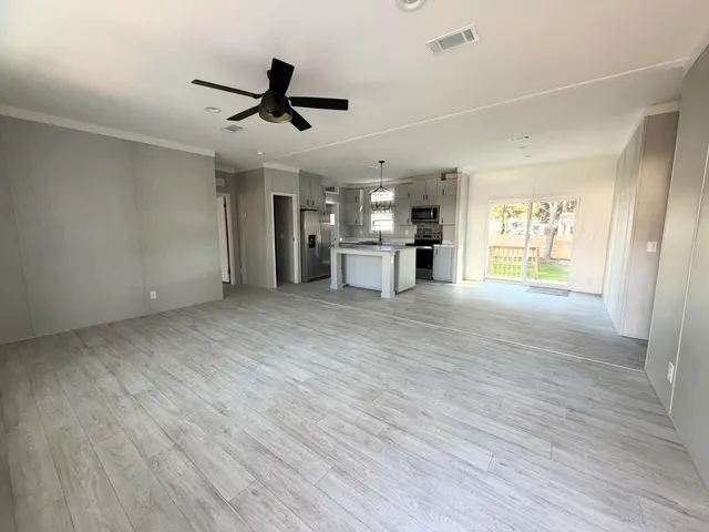 $299,900 | 518 Knott Drive, Eutawville, SC 29048