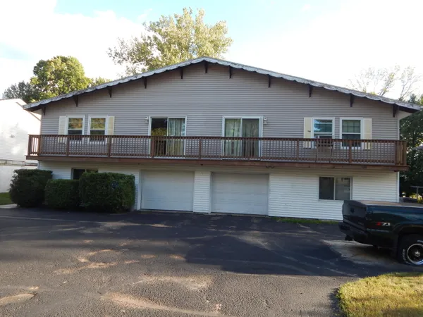 $299,900 | 2711-2713 31st Street, Two Rivers, WI 54241