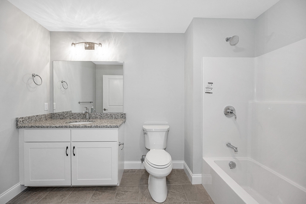 15 Lewis Farm Road, Unit 15 Dracut, MA 01826 - Photo 34 of 42