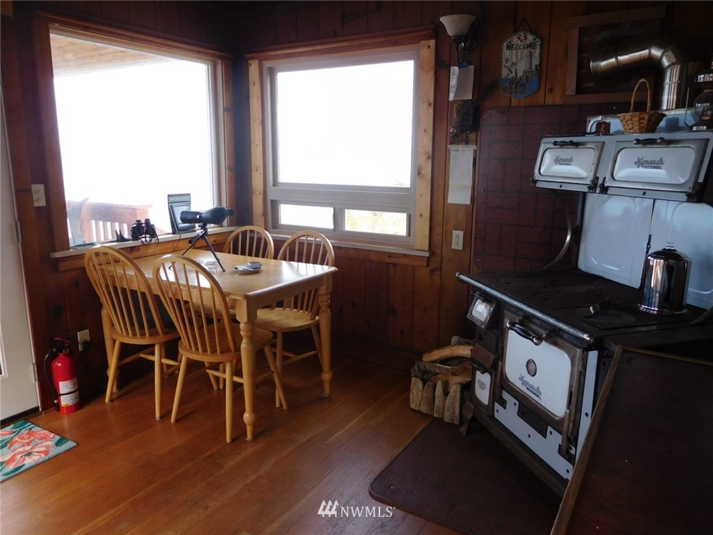 650 Beckett Point Road Port Townsend, WA 98368 - Photo 9 of 25 Gallery Image 9