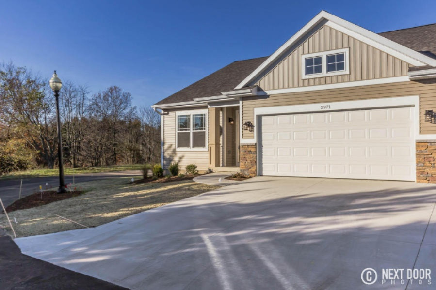 2995 Raspberry Lane, Unit 61 Holland, MI 49424 - Photo 1 of 31 20161114162708410251000000-o