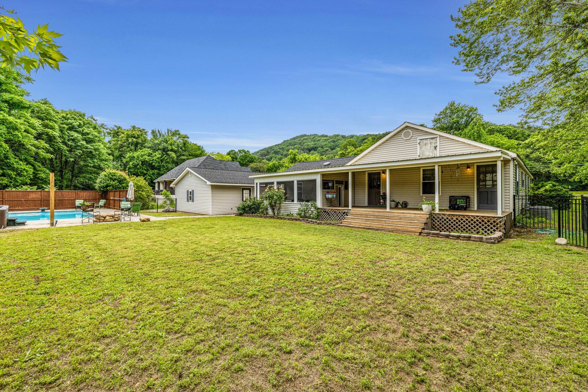 11674 Back Valley Road Soddy Daisy, TN 37379 - Photo 26 of 31 11-web-or-mls-11674-back-valley-rd