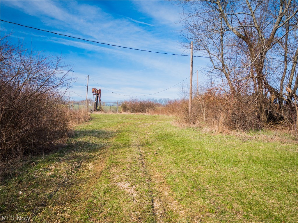 Coon Road Akron, OH 44321 - Photo 7 of 10