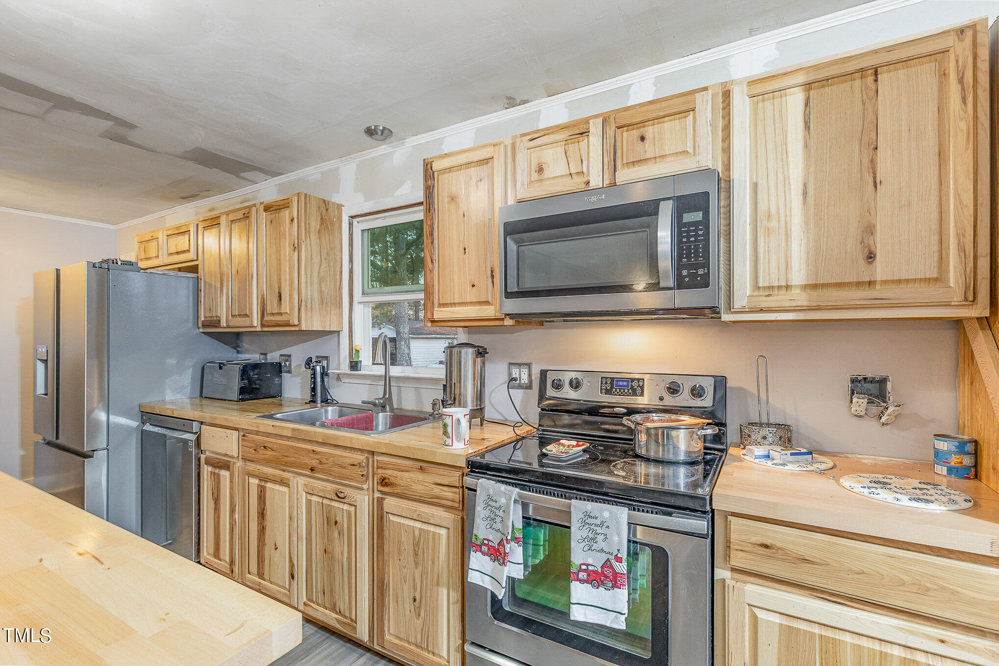 181 Rose Road Pikeville, NC 27863 - Photo 14 of 34 006_18-edit