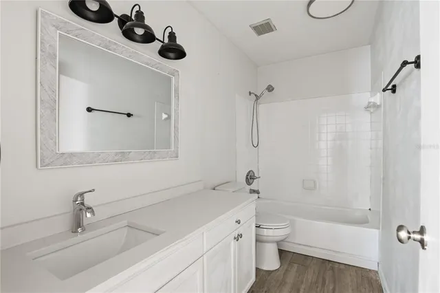 $149,900 | 4411 Southwest 34th Street, Unit 906, Gainesville, FL 32608