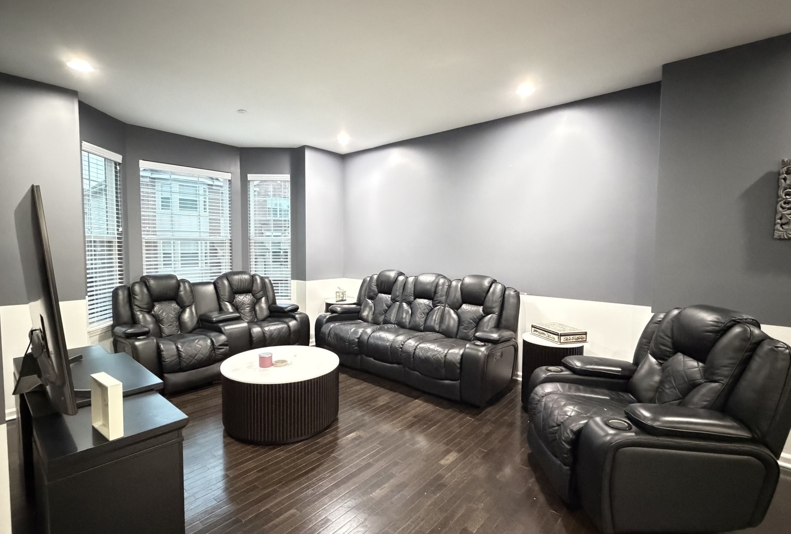 2911 Henley Lane, Unit 2911 Naperville, IL 60540 - Photo 3 of 23 a living room with furniture and a large window