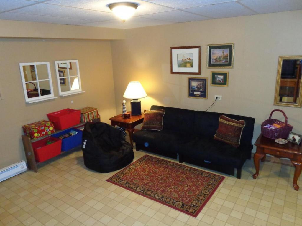 694 Liberty Church Road Kingsport, TN 37663 - Photo 14 of 24 downstairs den
