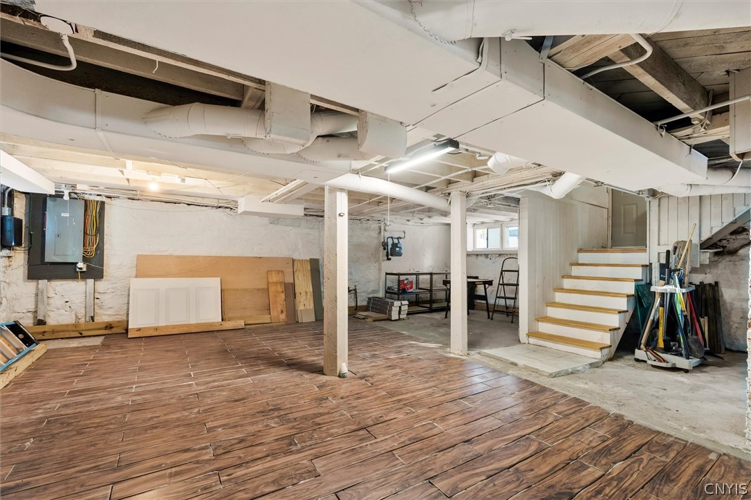 306 Allen Street Syracuse, NY 13210 - Photo 38 of 48