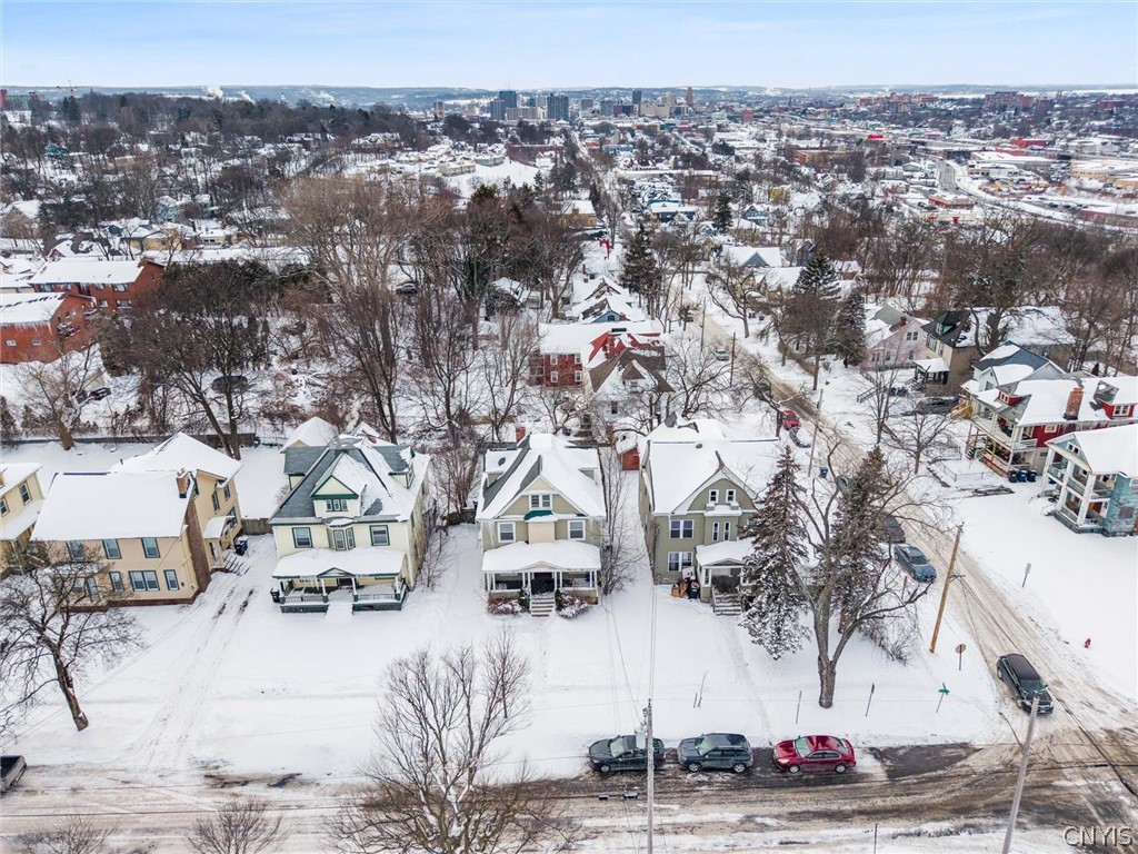 306 Allen Street Syracuse, NY 13210 - Photo 43 of 48