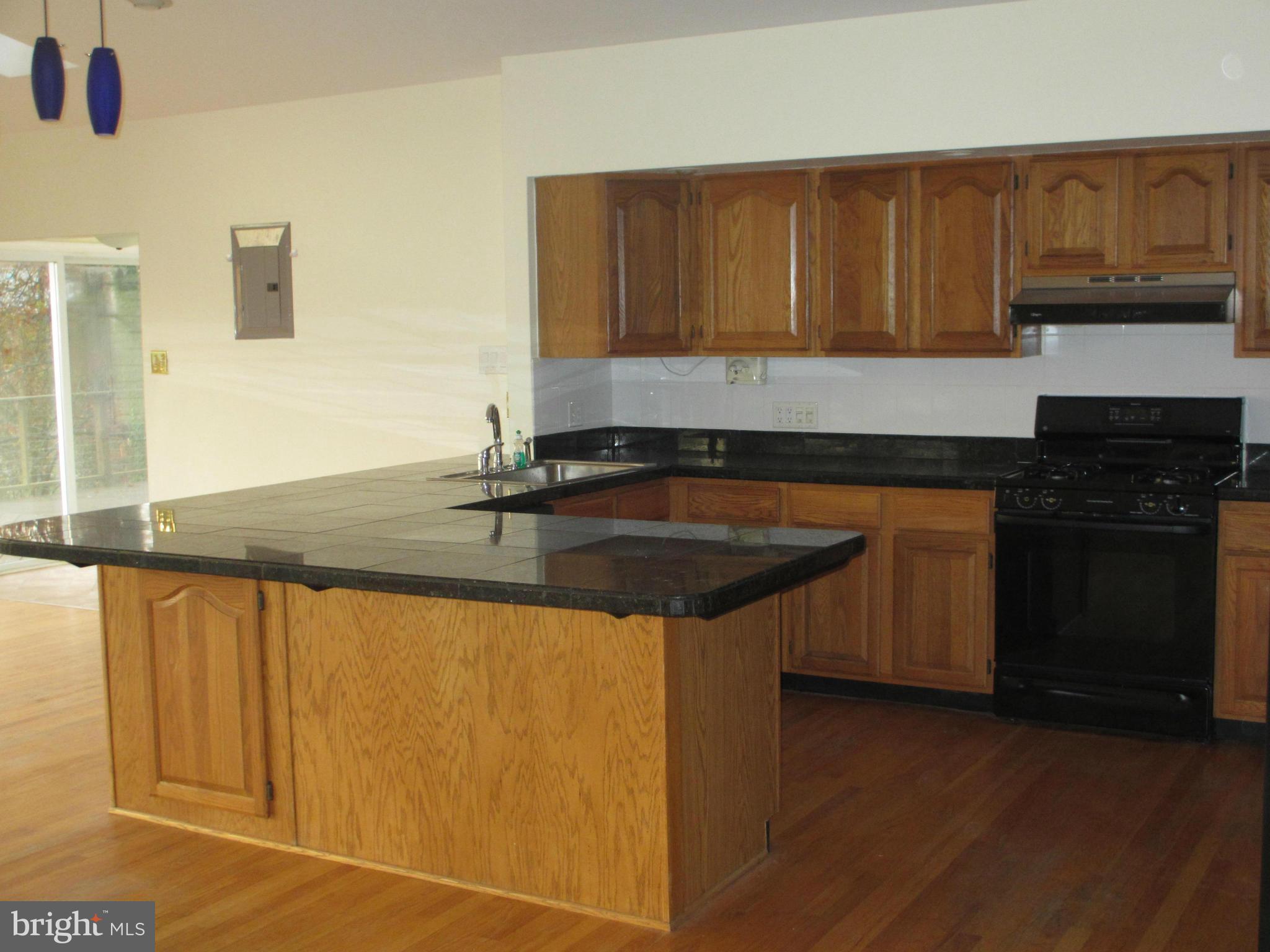 6708 Broadview Road Baltimore, MD 21209 - Photo 5 of 26 Kitchen
