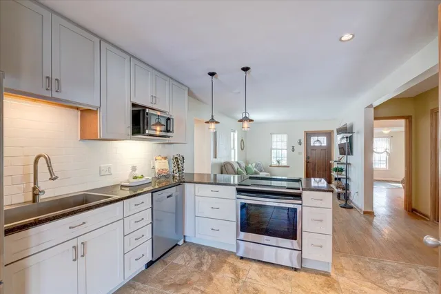 $410,000 | 307 West 3rd Street, Waunakee, WI 53597