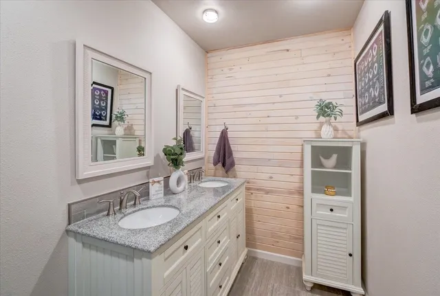 $410,000 | 307 West 3rd Street, Waunakee, WI 53597