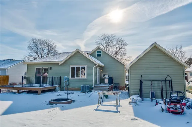 $410,000 | 307 West 3rd Street, Waunakee, WI 53597