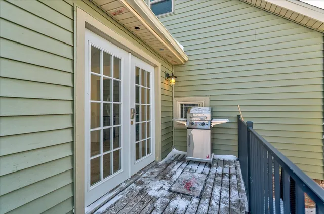 $410,000 | 307 West 3rd Street, Waunakee, WI 53597