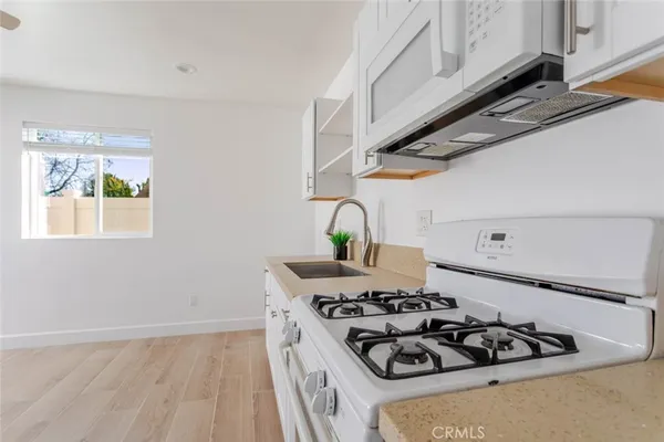 $2,000 | 7027 Keokuk Avenue, Winnetka, CA 91306