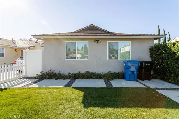 $2,000 | 7027 Keokuk Avenue, Winnetka, CA 91306