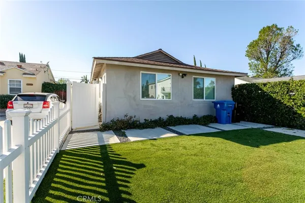 $2,000 | 7027 Keokuk Avenue, Winnetka, CA 91306