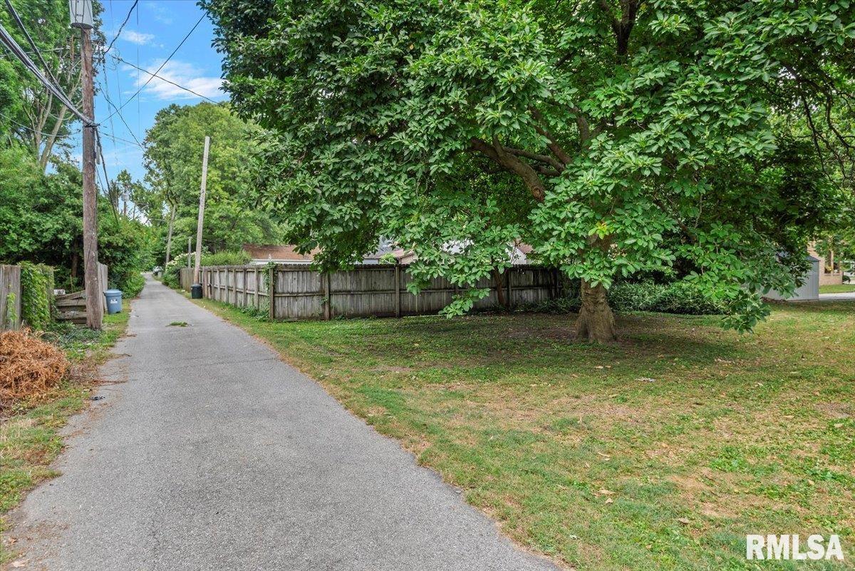 2029 Dial Court Springfield, IL 62704 - Photo 29 of 30