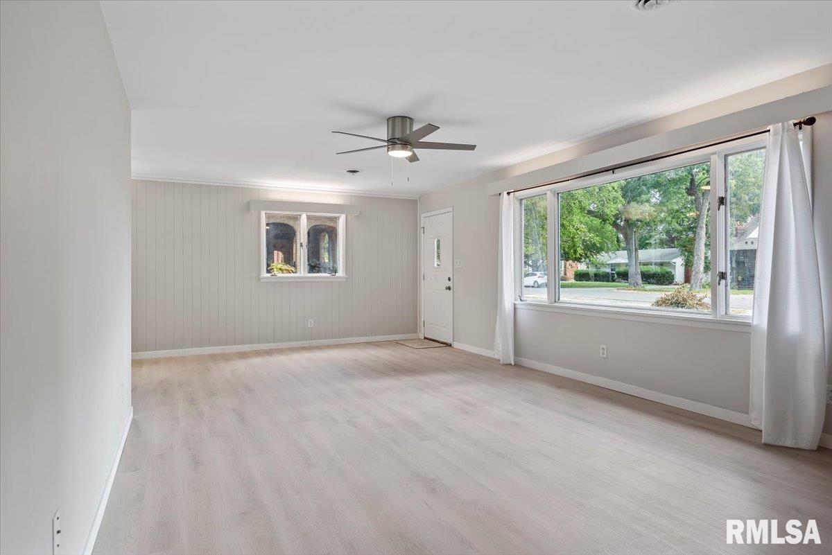 2029 Dial Court Springfield, IL 62704 - Photo 6 of 30