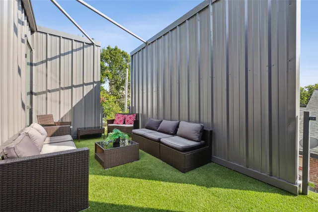 $1,995,000 | 4305 Roseland Avenue, Dallas, TX 75204