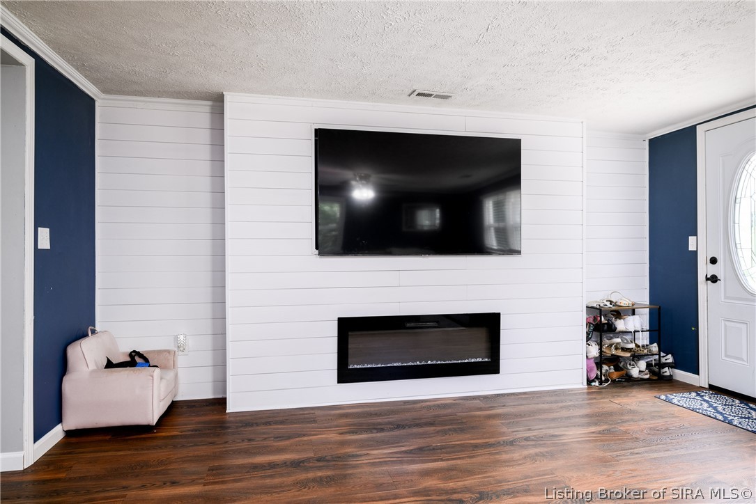 7699 Pete Andres Road Floyds Knobs, IN 47119 - Photo 11 of 31 Gallery Image 11