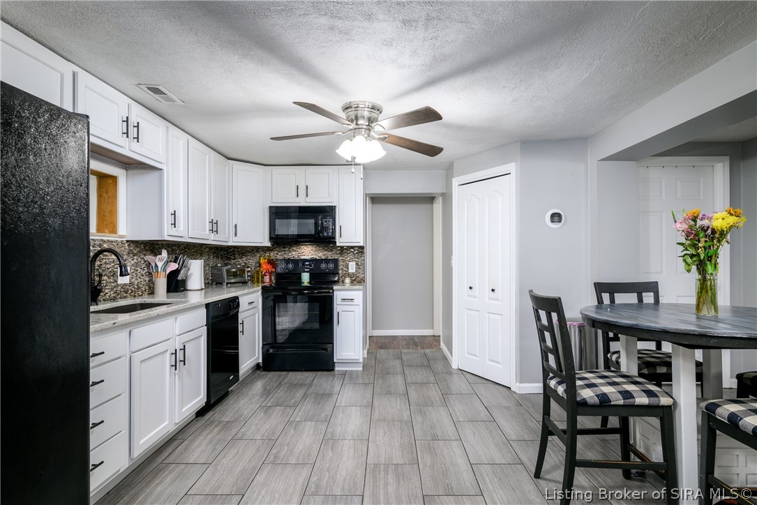 7699 Pete Andres Road Floyds Knobs, IN 47119 - Photo 12 of 31 Gallery Image 12