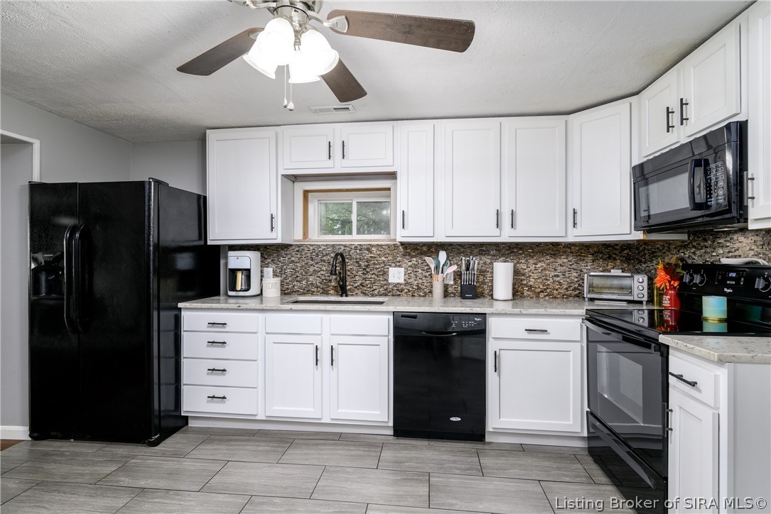 7699 Pete Andres Road Floyds Knobs, IN 47119 - Photo 13 of 31 Gallery Image 13