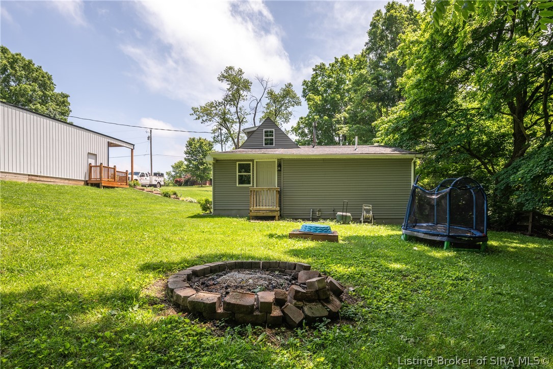 7699 Pete Andres Road Floyds Knobs, IN 47119 - Photo 27 of 31 Gallery Image 27